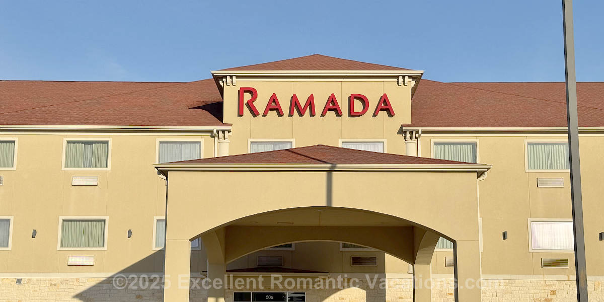 Front of the Ramada Inn, College Station TX Front of the Ramada Inn, College Station TX