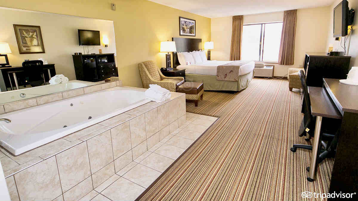 Private In-Room Hot Tub with King Bed at Ramada Wisconsin Dells