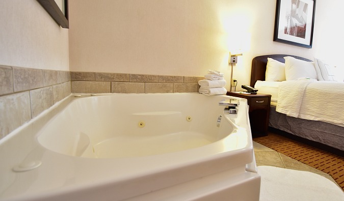 Minnesota Hot Tub Suites Hotels With In Room Jetted Tubs