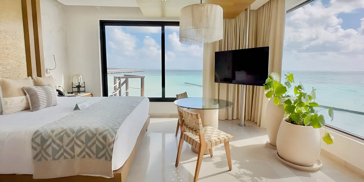 Romantic Honeymoon Suite in the Caribbean Romantic Honeymoon Suite in the Caribbean