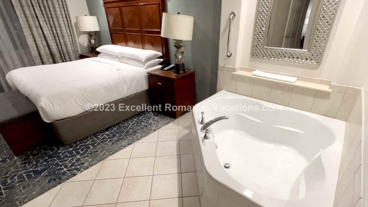 Sheraton Desert Oasis Villas Whirlpool Suite in Scottsdale, Arizona