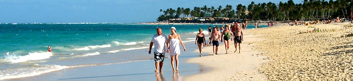 Best Hot Vacation Spots In February Romantic Holidays - Best 2021-21 Winter, Spring & Summer Getaways
