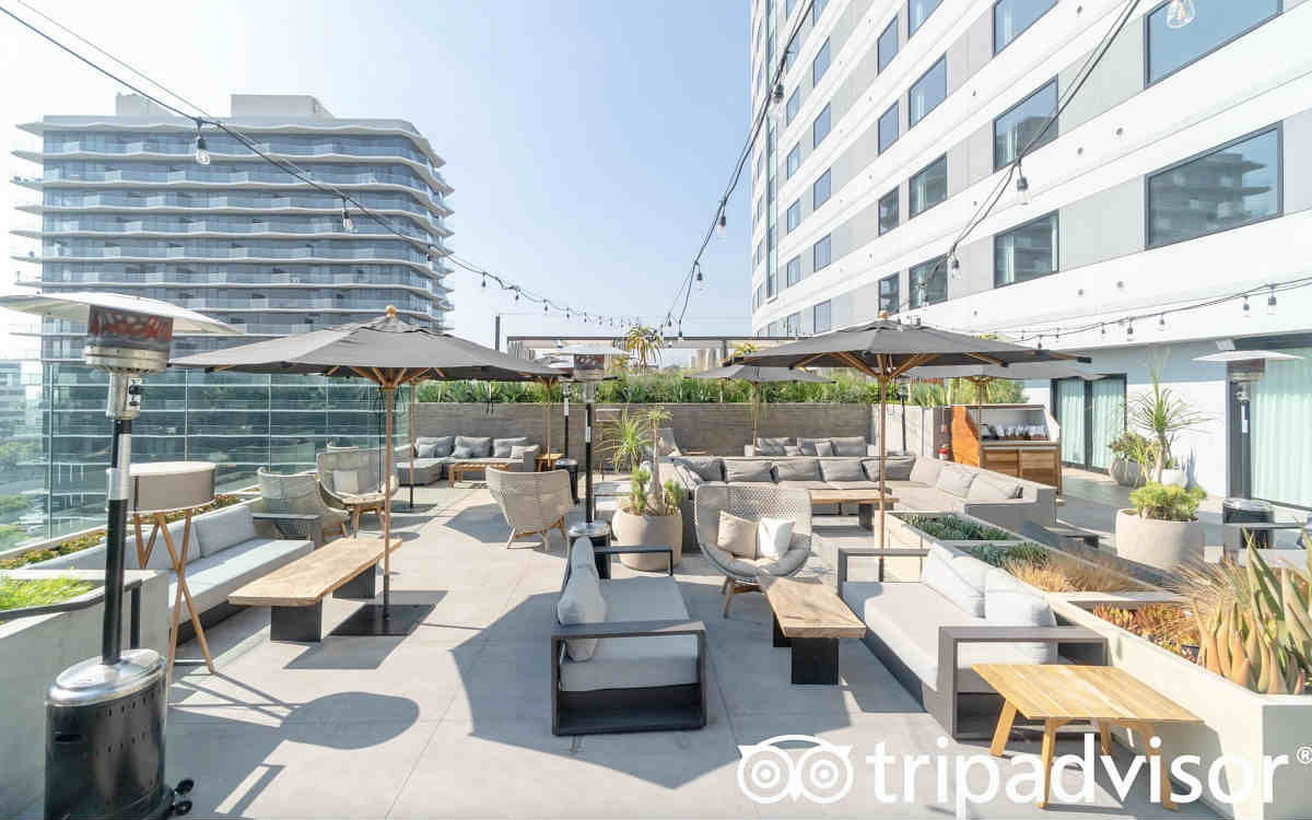 Photo of the Rooftop Lounge at the Kimpton Hotel Everly in Los Angeles, CA.