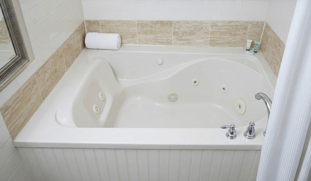 Hot Tub Suite at Rosemont Cottages, Little Rock AR