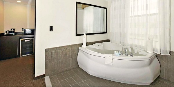 Hotels In Vacaville Ca With Jacuzzi In Room