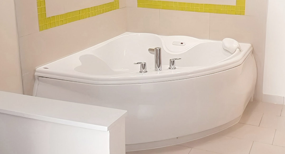 In-Room Jetted Spa Tub at Springhill Suites Toronto Vaughan