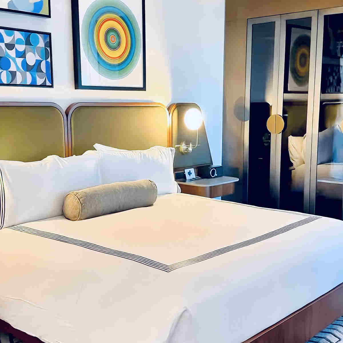 Spacious King Room at the Thompson Hotel, Houston TX