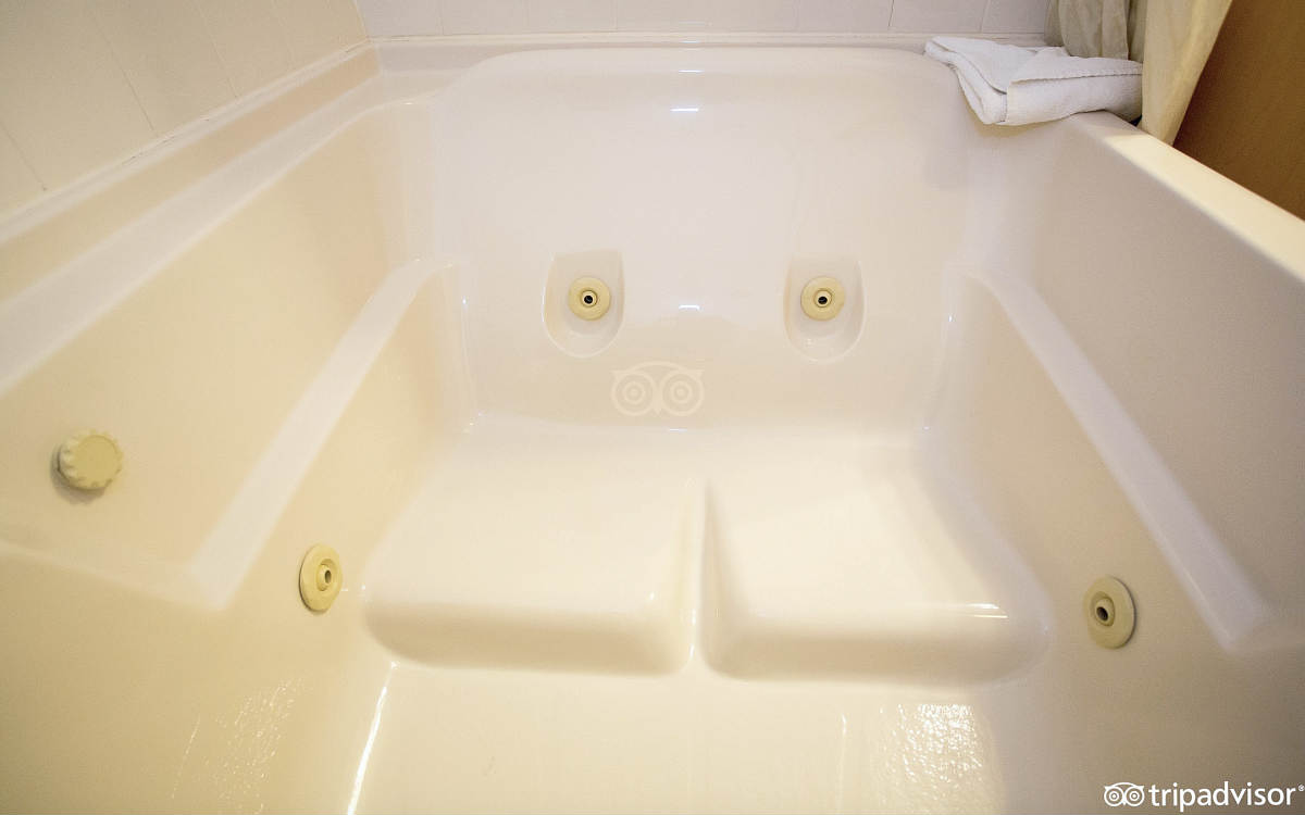 Whirlpool Tub in the Master Bath of a 1 Bedroom Suite at Timber Ridge Lodge in Lake Geneva, Wisconsin