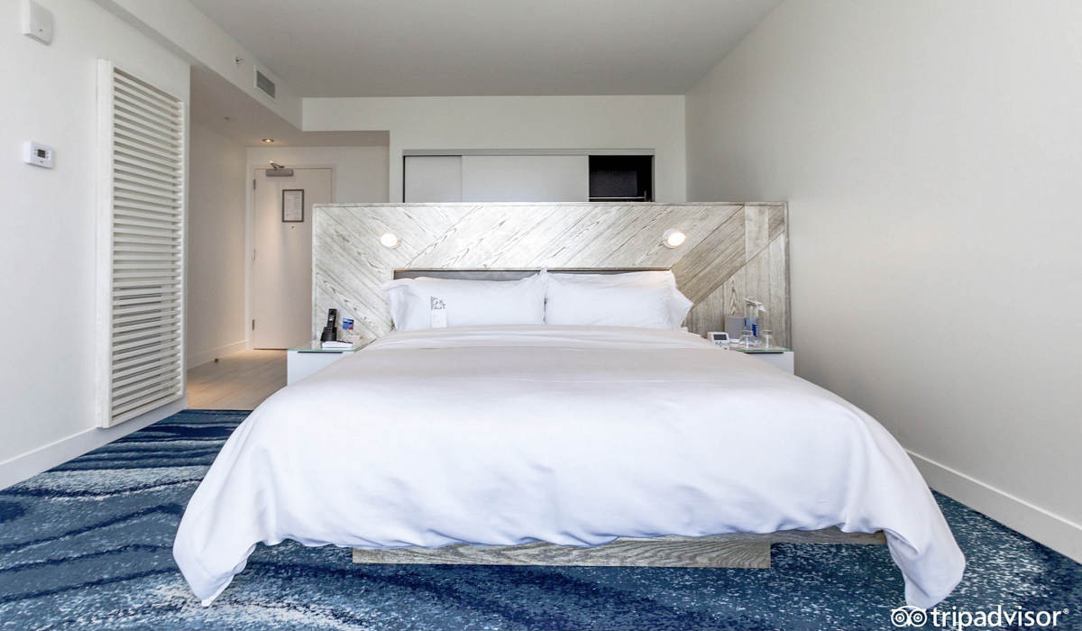 Romantic Oceanfront suite with King Bed at the W Fort Lauderdale