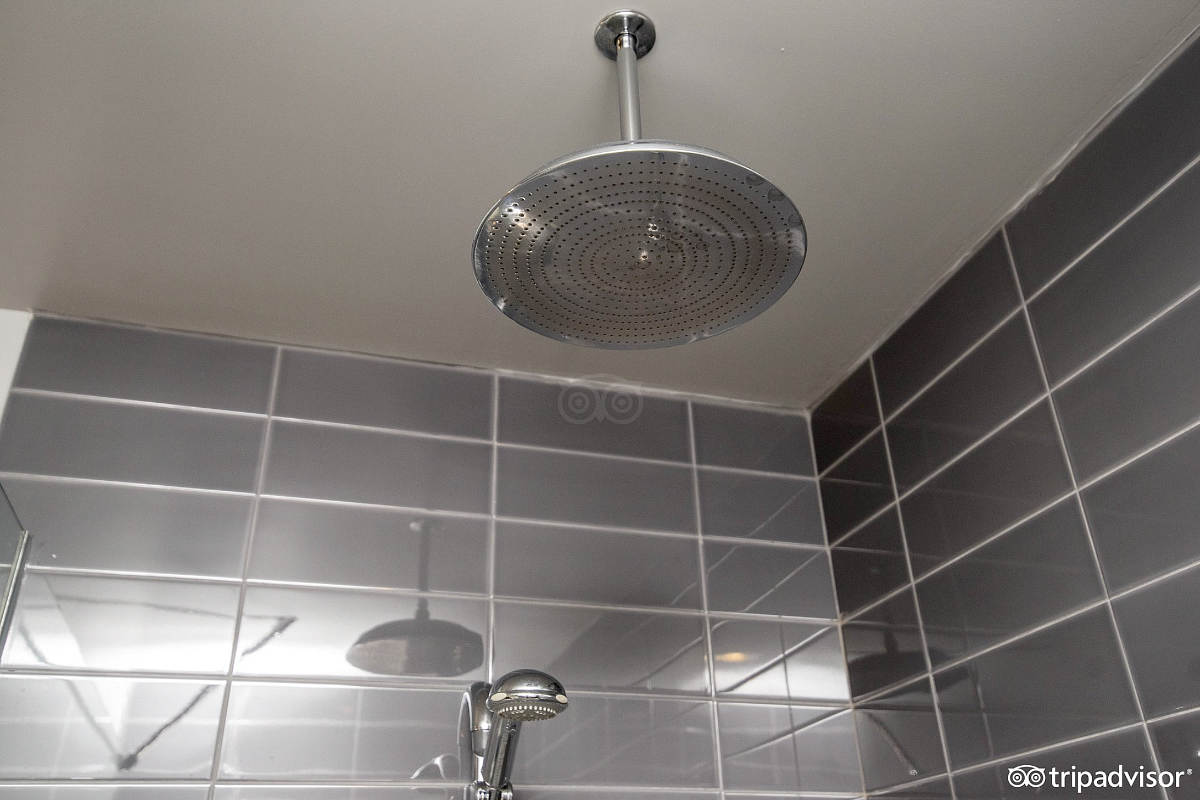 Walk-in Rain Shower for 2 at the Hotel Place d’Armes, Montreal