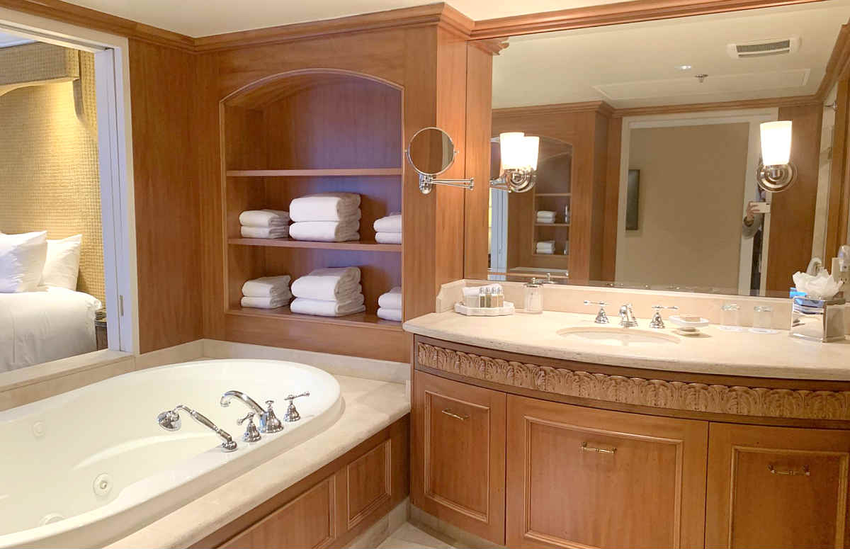 Luxury Suite with a Jetted Tub Large Enough for 2 Persons at the Wedgewood Hotel in Downtown Vancouver