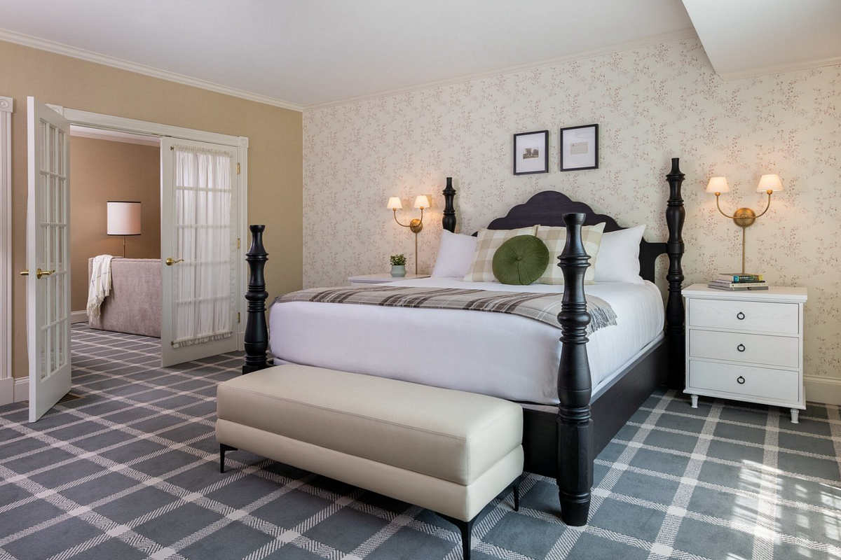 Romantic Honeymoon Suite with a King Bed at the Wentworth Inn, Jackson NH
