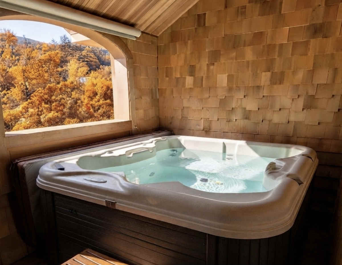 Private Balcony with a Hot Tub for 2, The Wentworth Inn, Jackson NH 