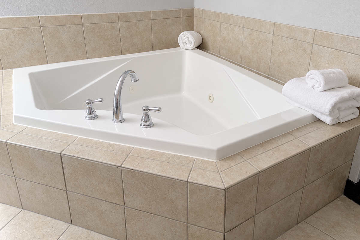 Private In-Room Whirlpool Tub at Country Inn & Suites, Peoria North, IL