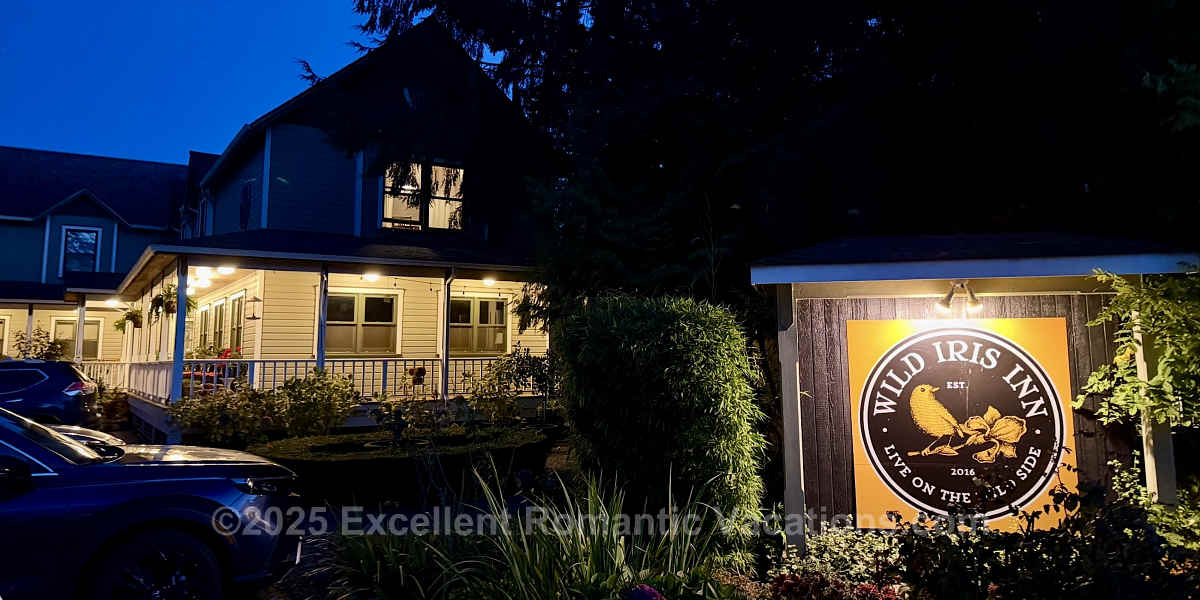 Outside of the Wild Iris at Night, La Conner WA