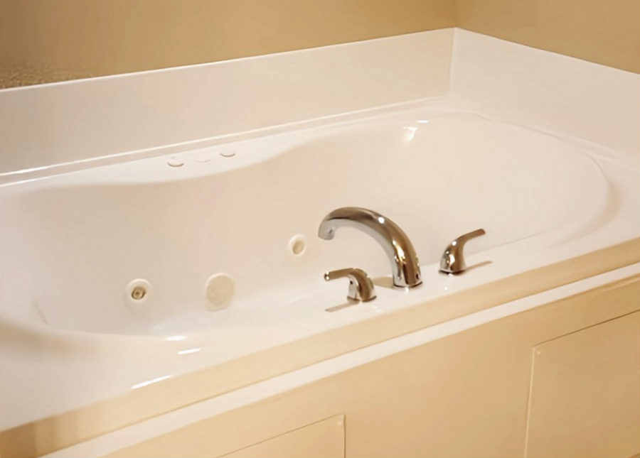 In-Room Jetted Tub at Wingate by Wyndham, Louisville East, KY